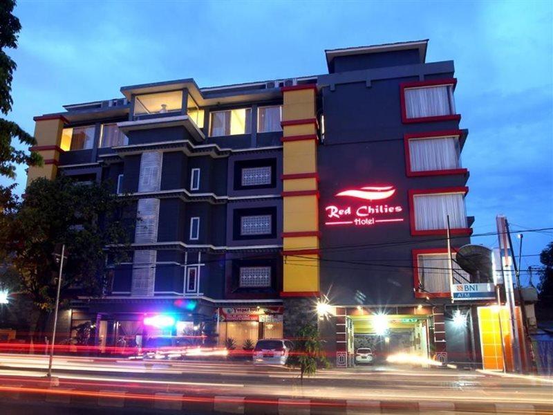 Red Chilies Hotel Surakarta  Exterior photo