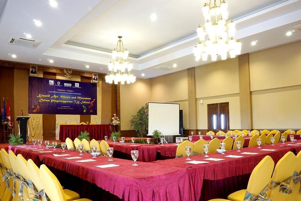 Red Chilies Hotel Surakarta  Exterior photo