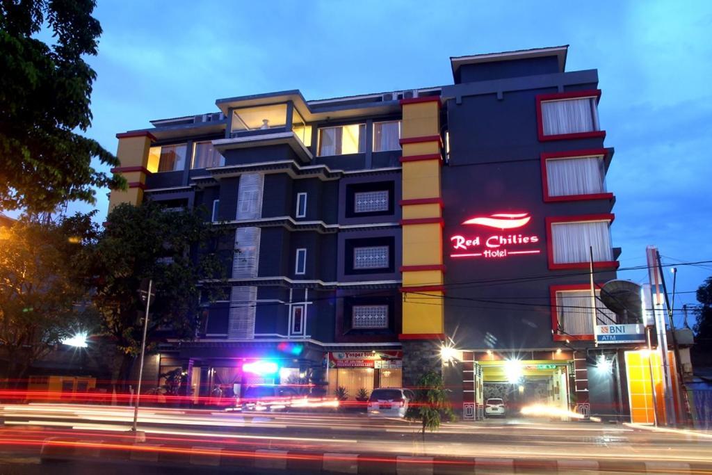 Red Chilies Hotel Surakarta  Exterior photo